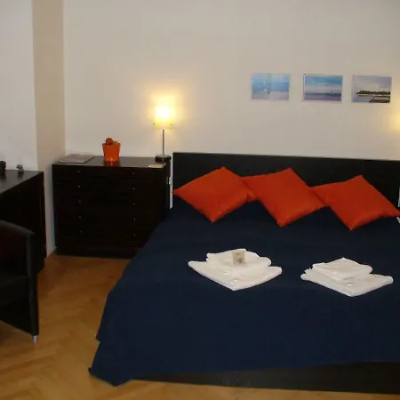 Florenc Apartment *